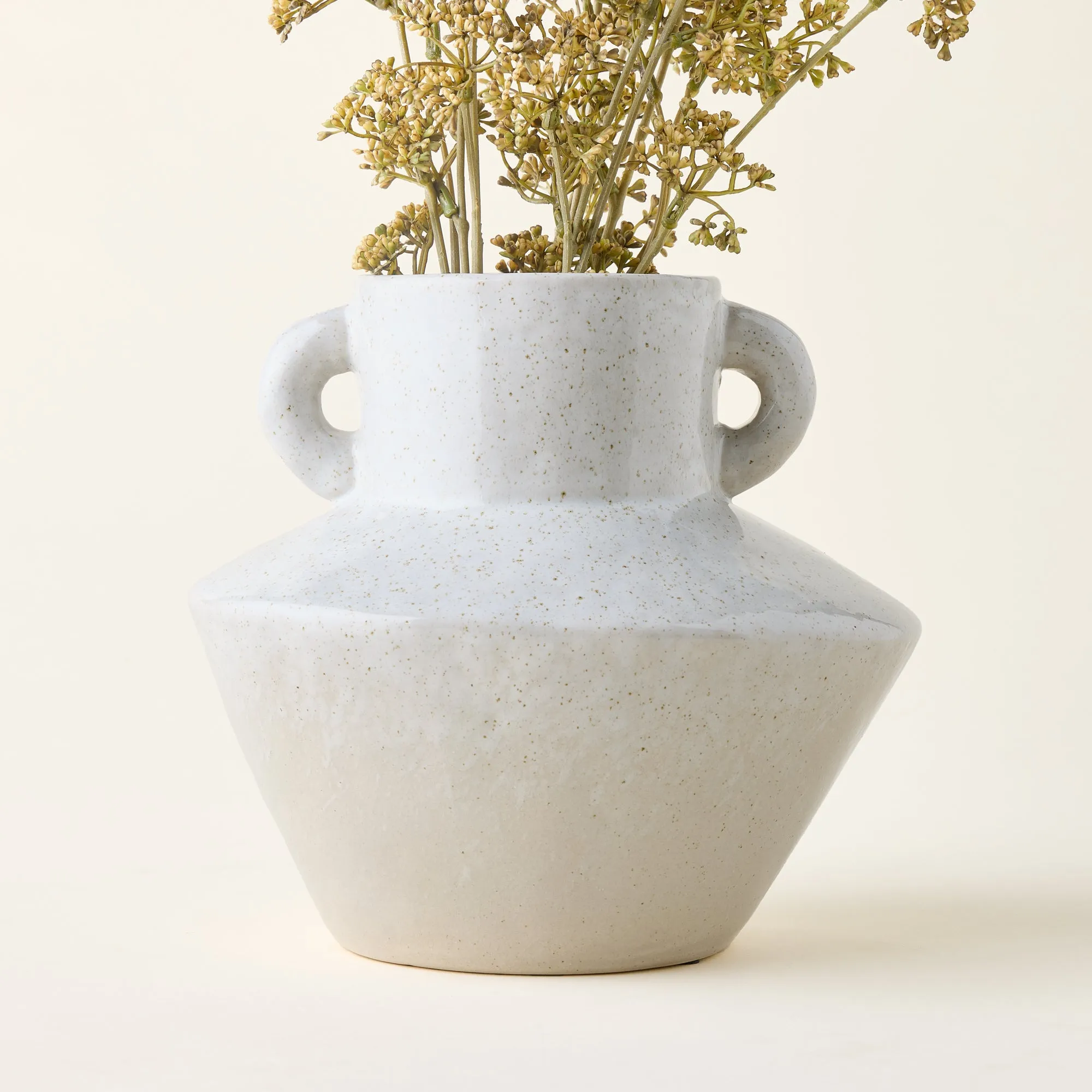 Loren Vase