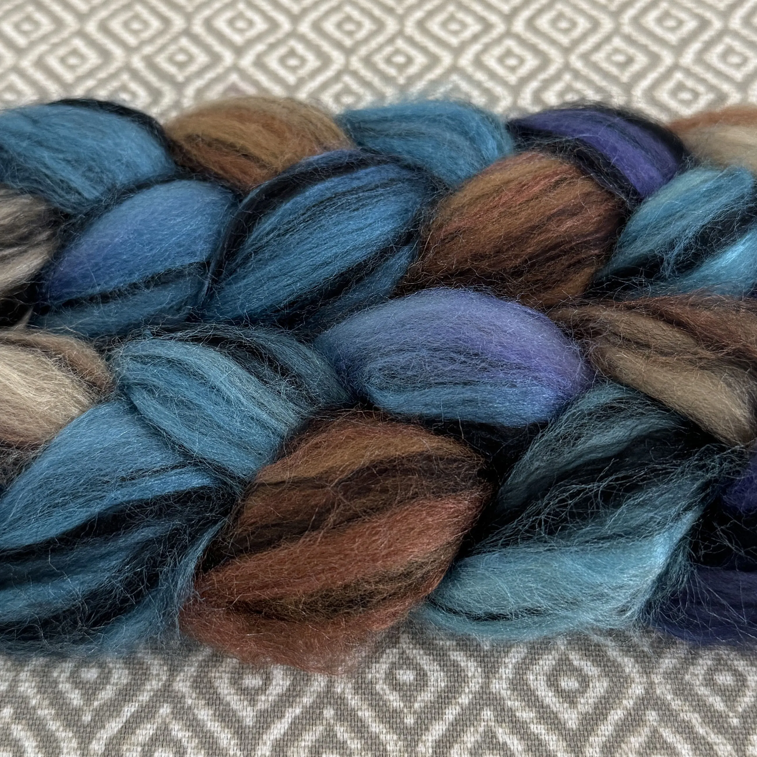 Polwarth Black Bamboo Silk Roving - Critical Hit