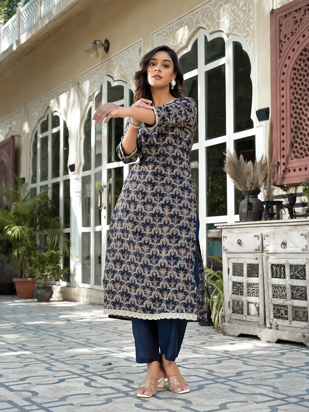 Women Navy Blue Silk Blend Kurta Set